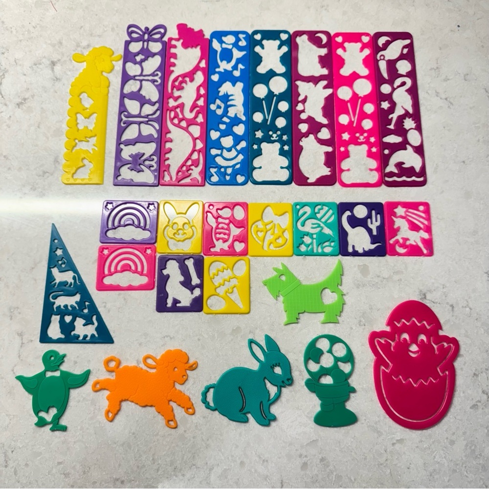 Vintage Lisa Frank Stencil Set (25pc)